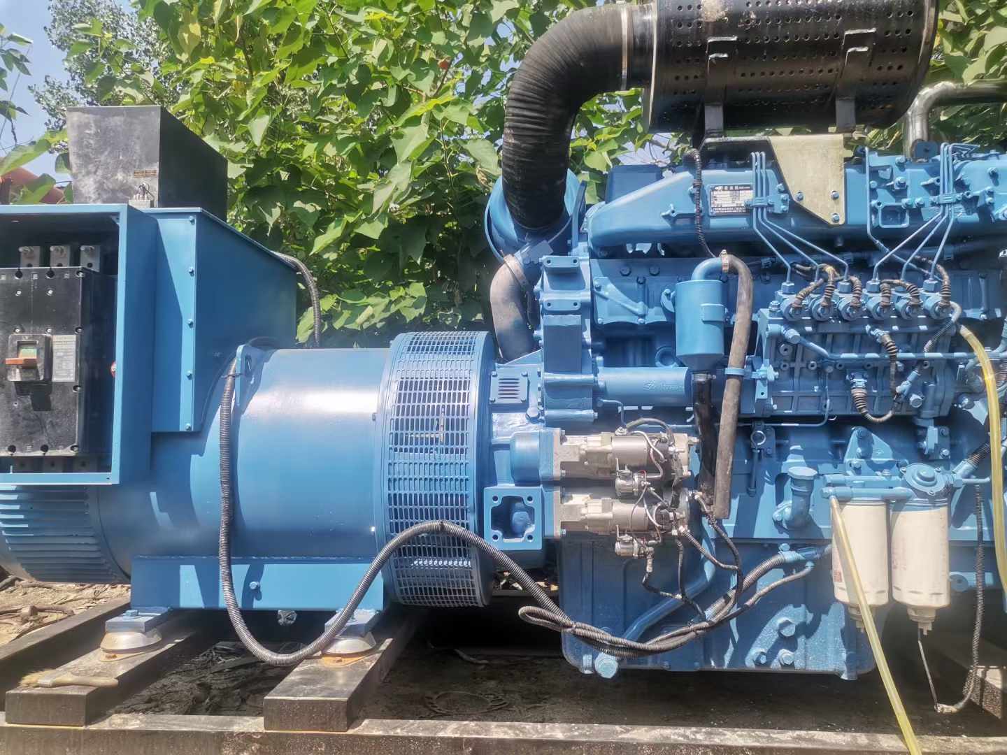 勐海详细说明降低 800kW 柴油发电机输出电流波动的方法