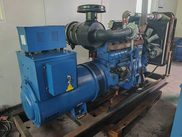 勐海100kW柴油发电机组使用多级机油有哪些优缺点？